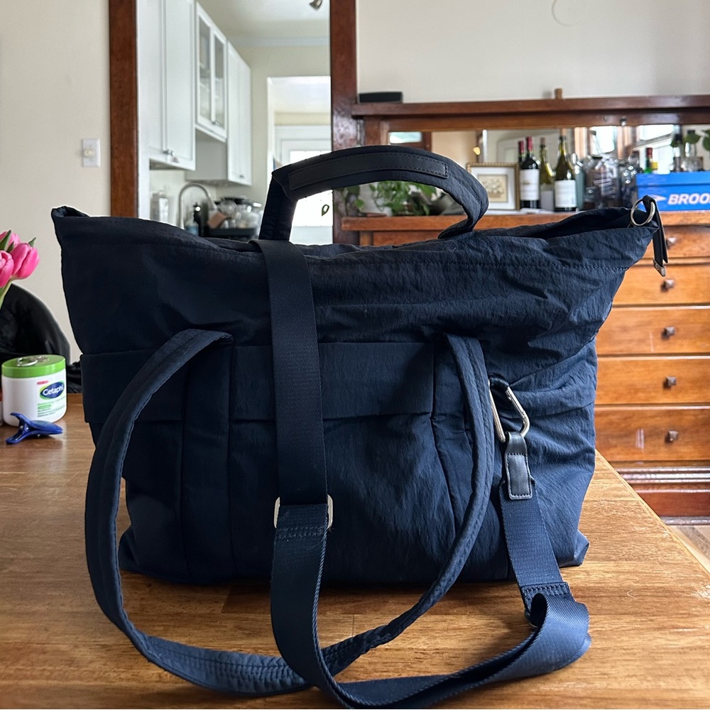 Lululemon Navy Blue Duffle Bag